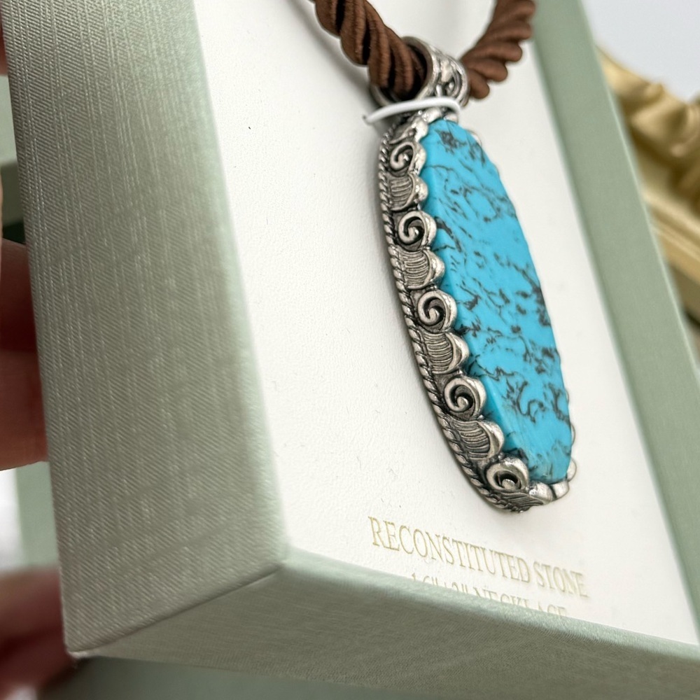 Atterri Turquoise-Style Reconstituted Stone Pendant Necklace –Western Boho Style - Picture 7 of 7